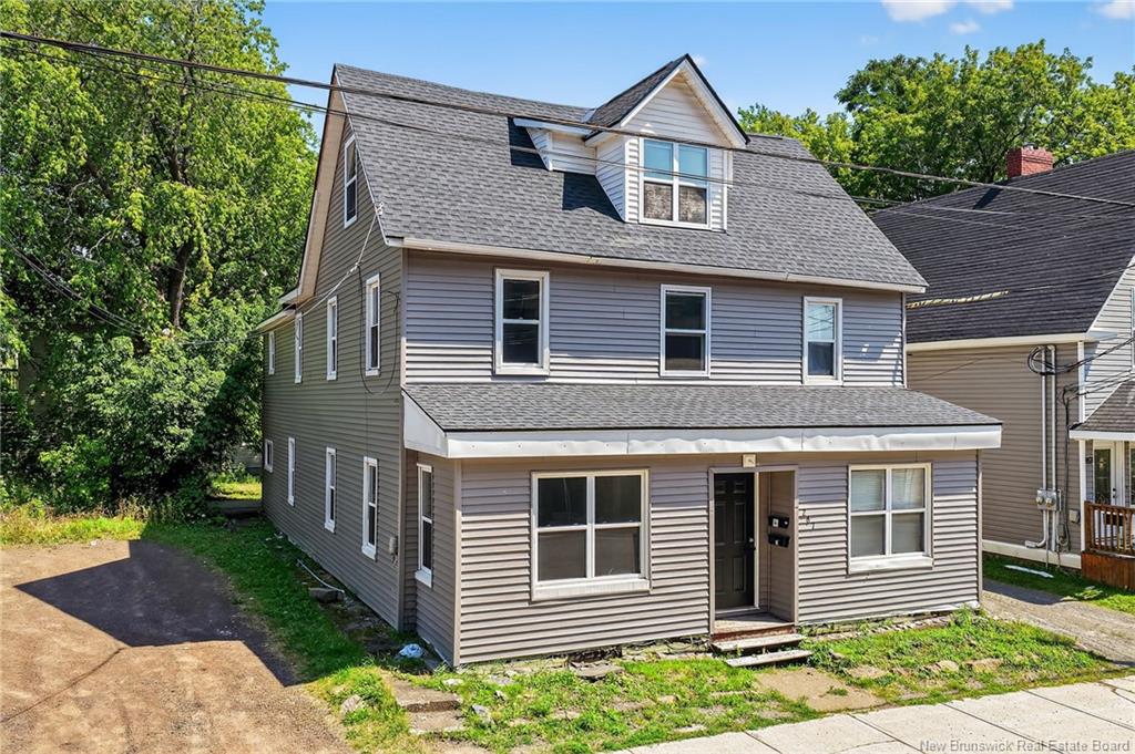 267 Lutz, Moncton