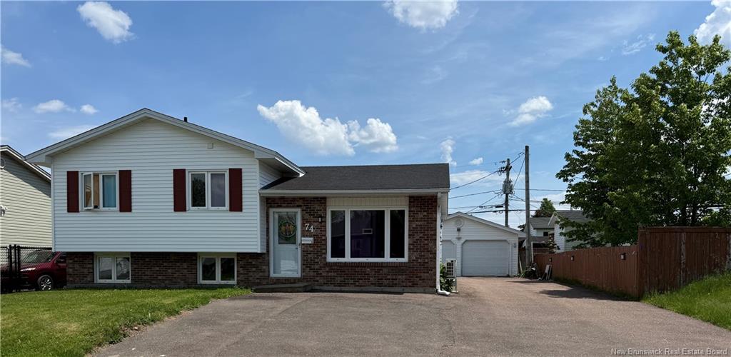 74 Ashley Crescent, Moncton