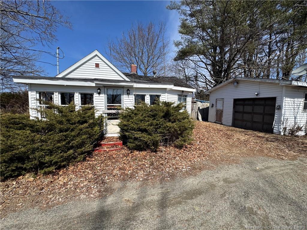 9321 Route 3, Old Ridge