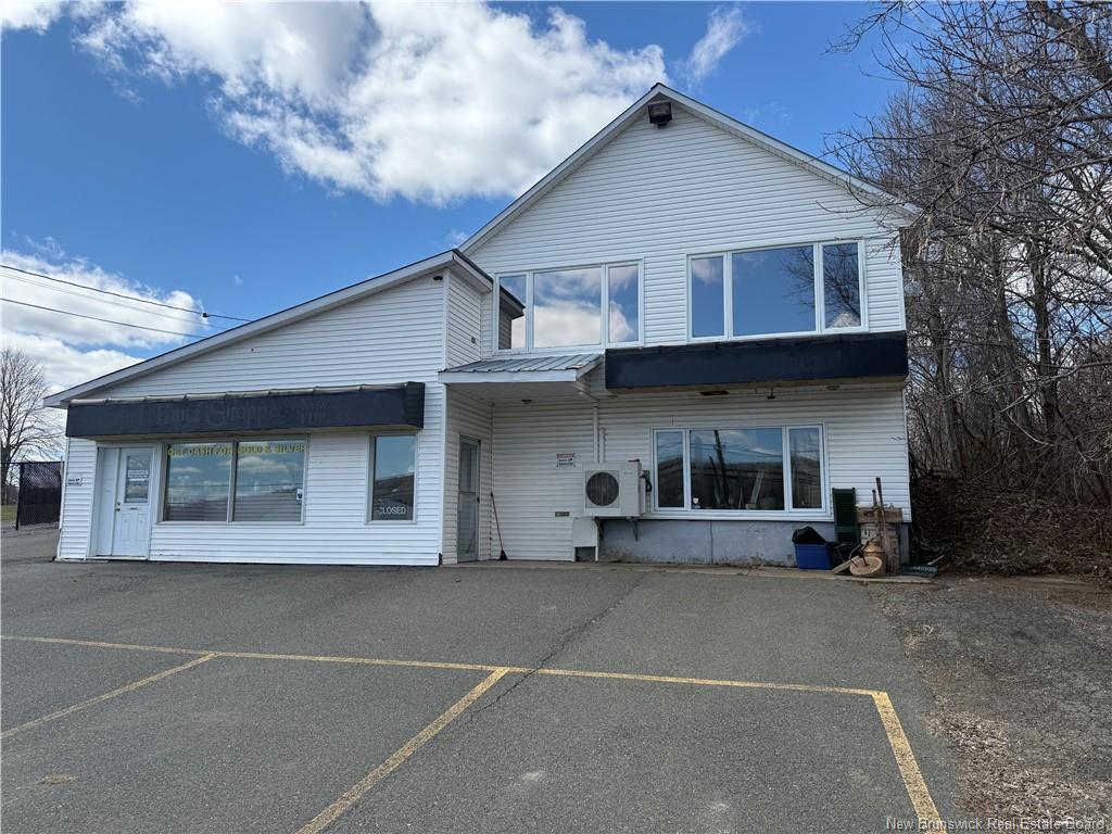 1061 103 Route, Upper Woodstock