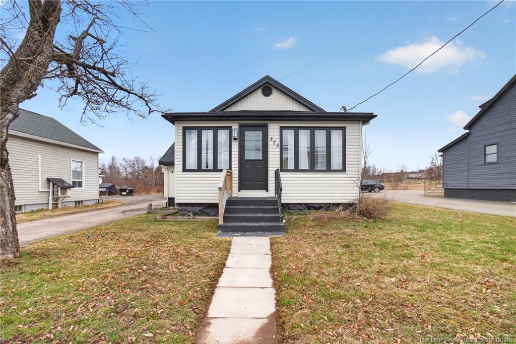 375 Champlain Street, Dieppe