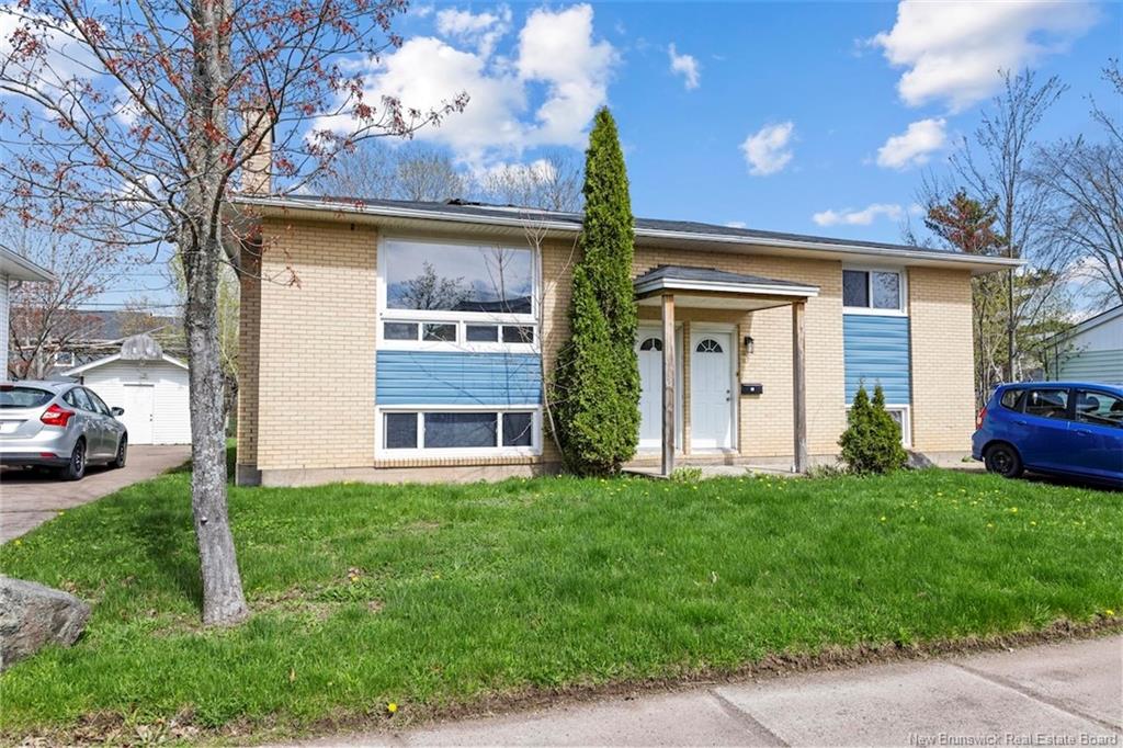 25-27 Whitney Avenue, Moncton