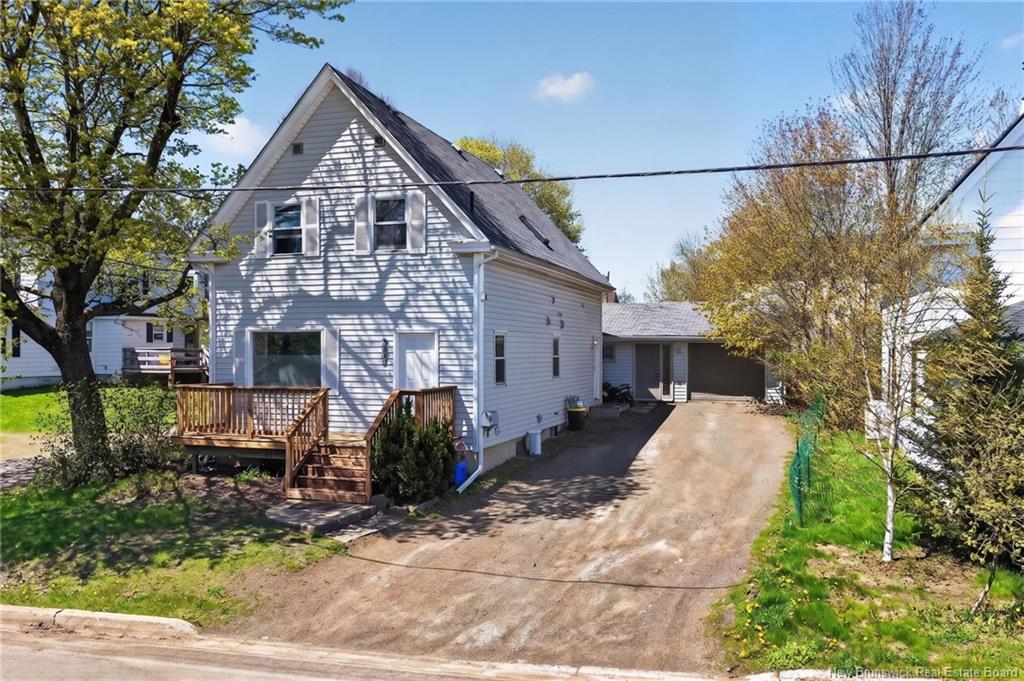 9 Mansfield, Moncton