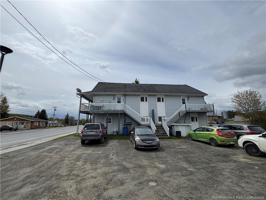 76 Notre Dame, Kedgwick