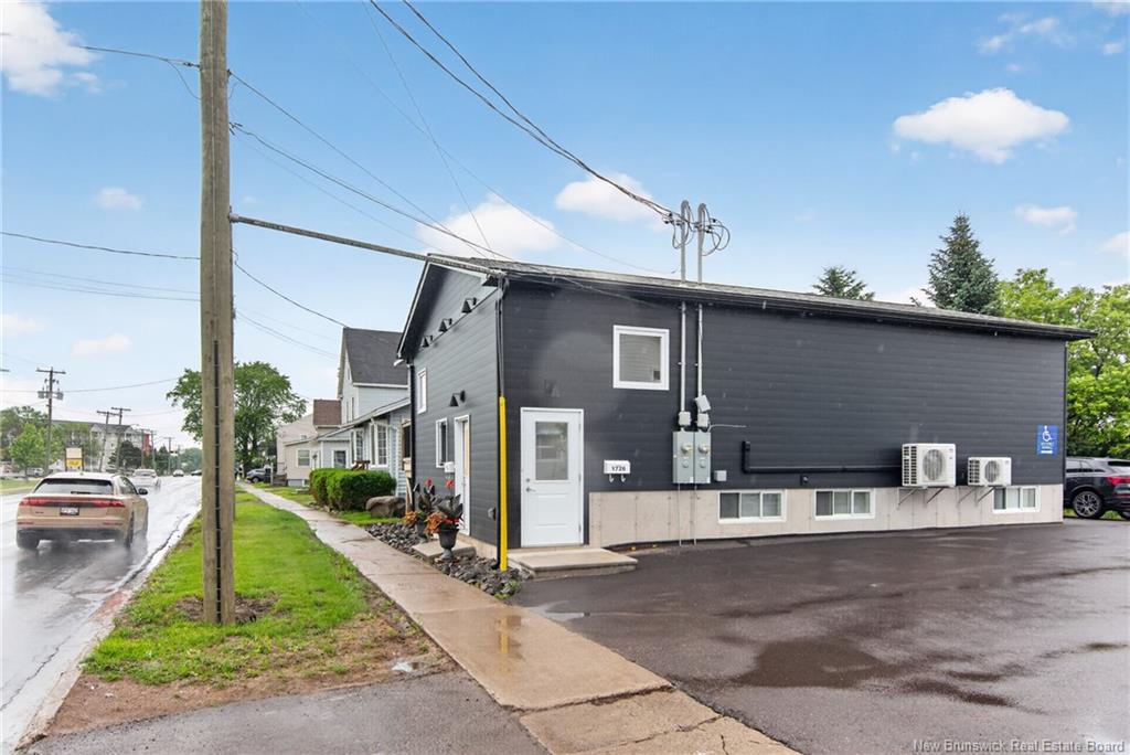 1724-1726 Main Street, Moncton
