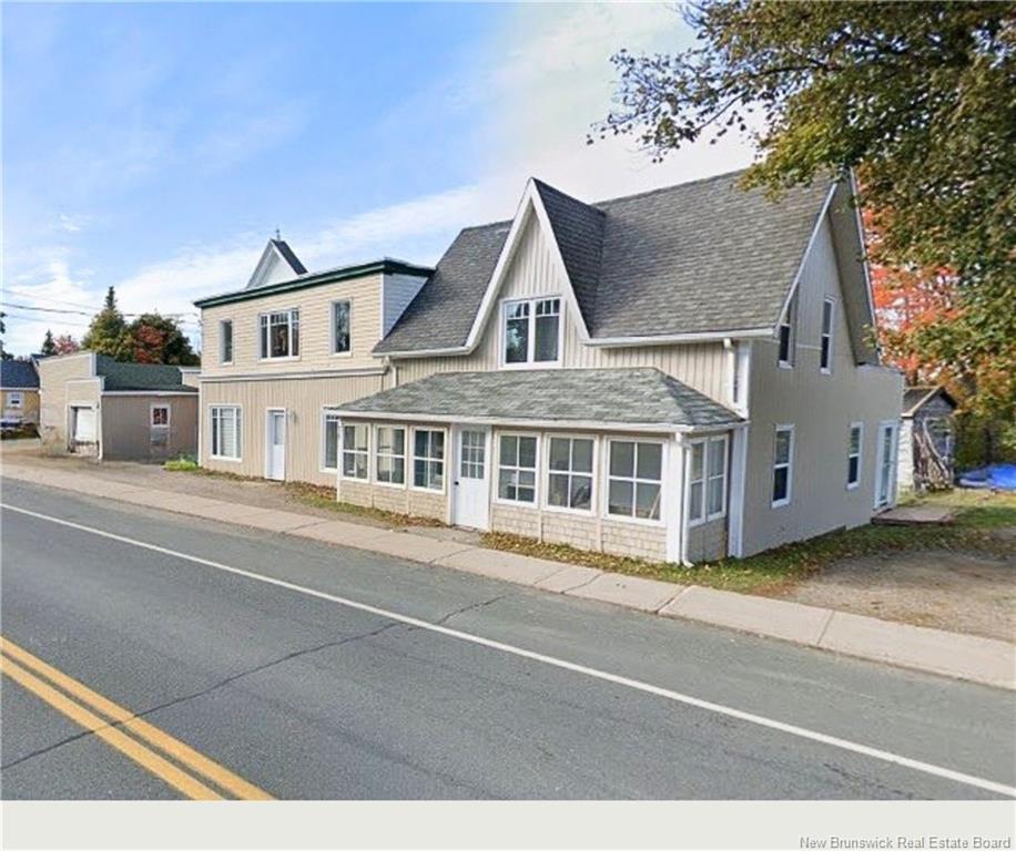 707 Boulevard St-Pierre Ouest, Caraquet