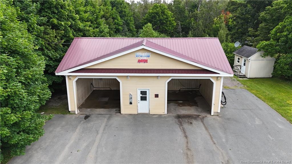 3943 Route 127, Bayside