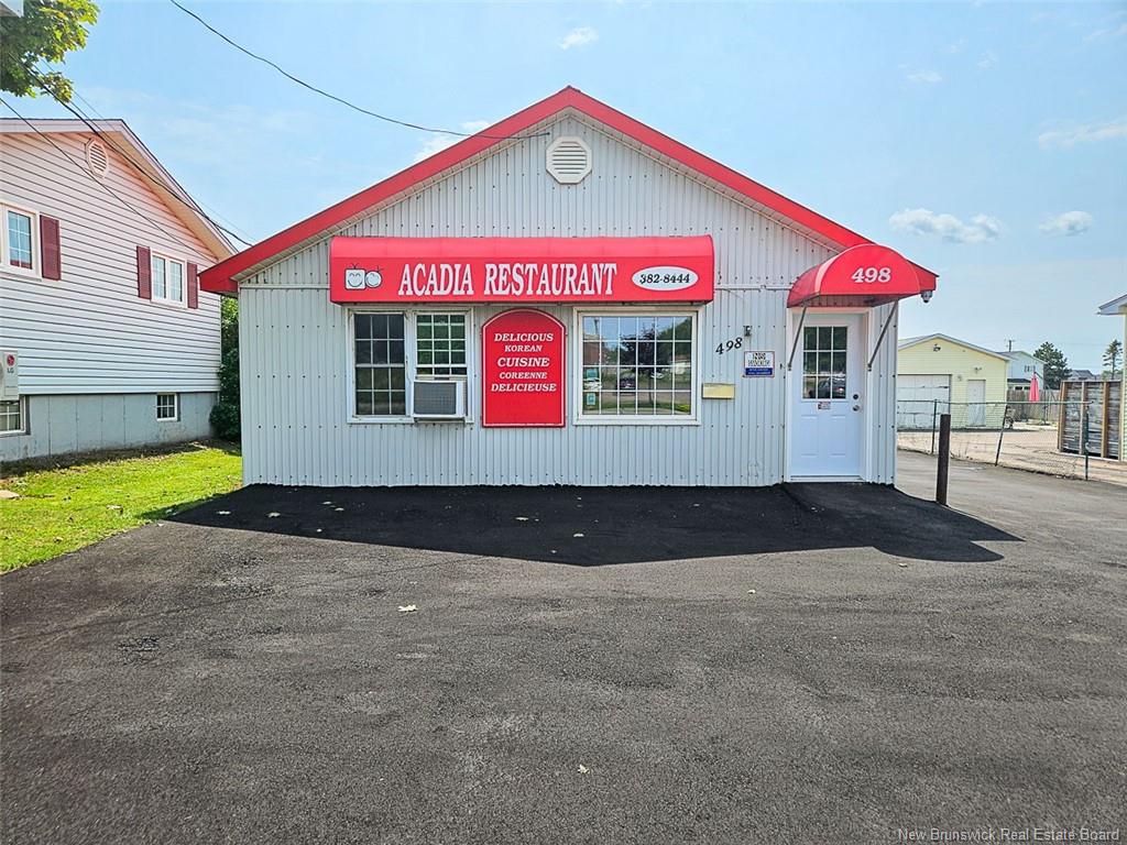 498 Champlain Street, Dieppe