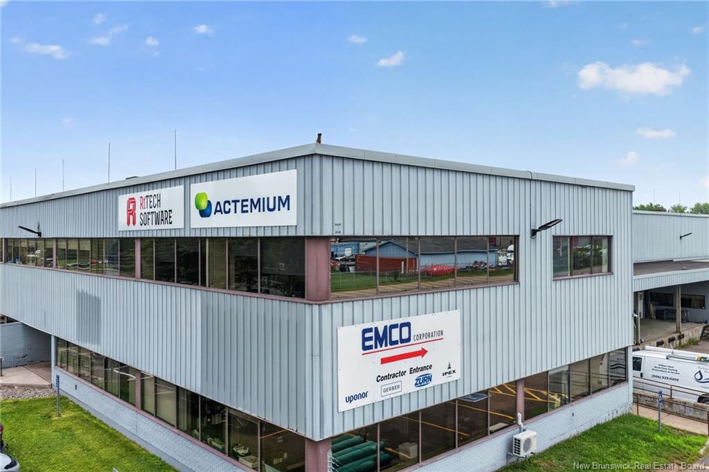 1180 St George Boulevard, Moncton