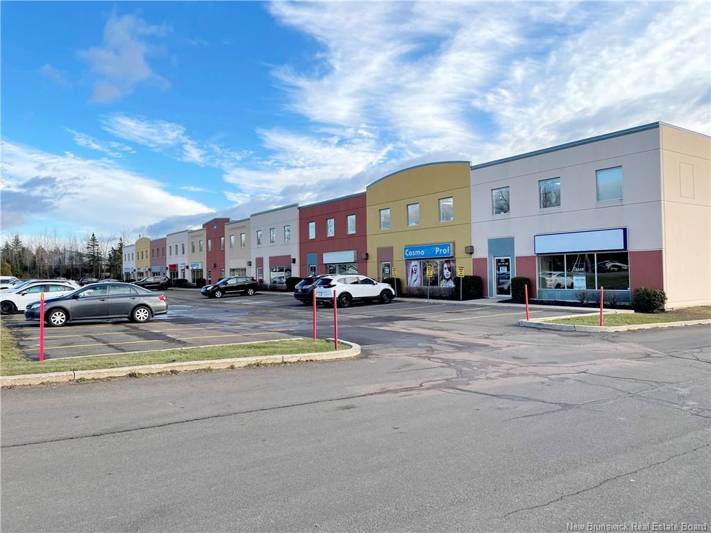 1080 Champlain Street, Dieppe