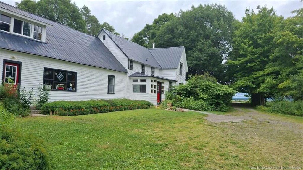 359 Route 560, Woodstock