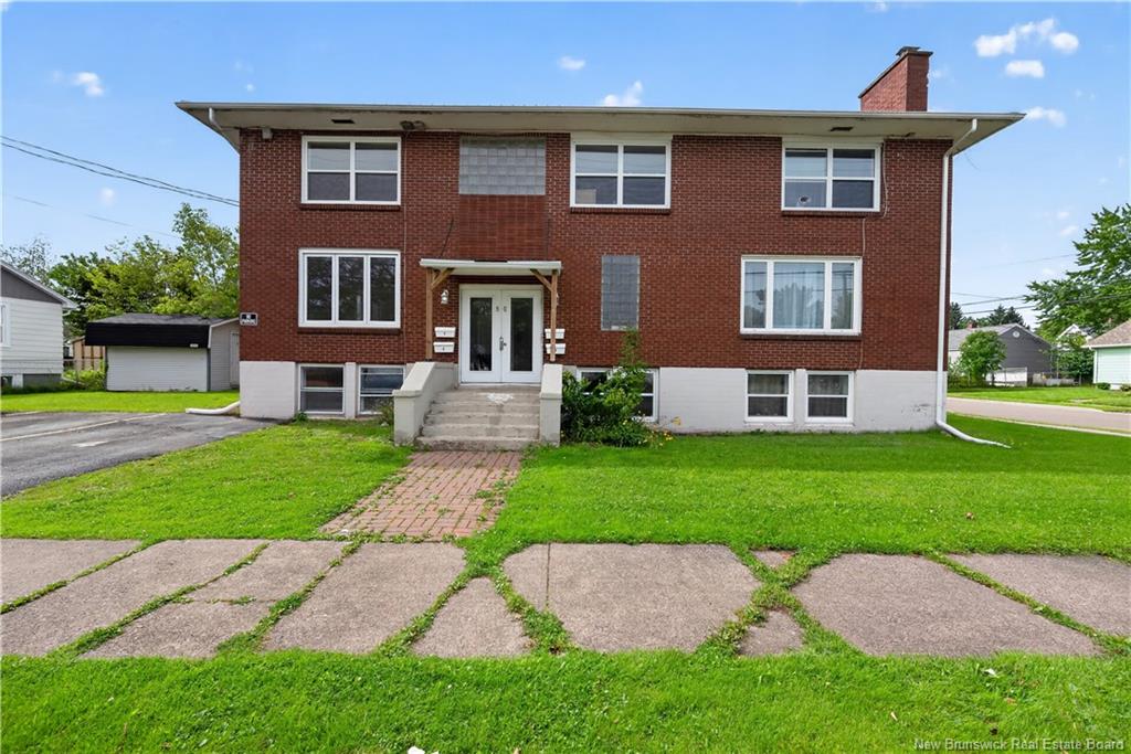 50 Leslie, Moncton