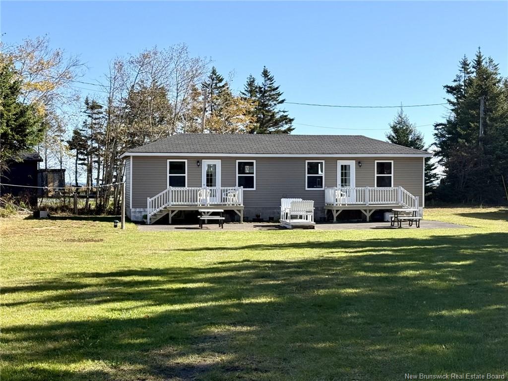 544 Chemin du Parc, Val-Comeau
