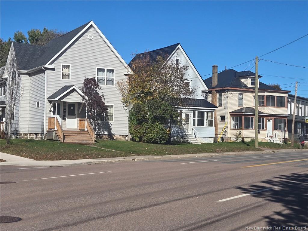 1387-1411-1421-1423 Main Street, Moncton